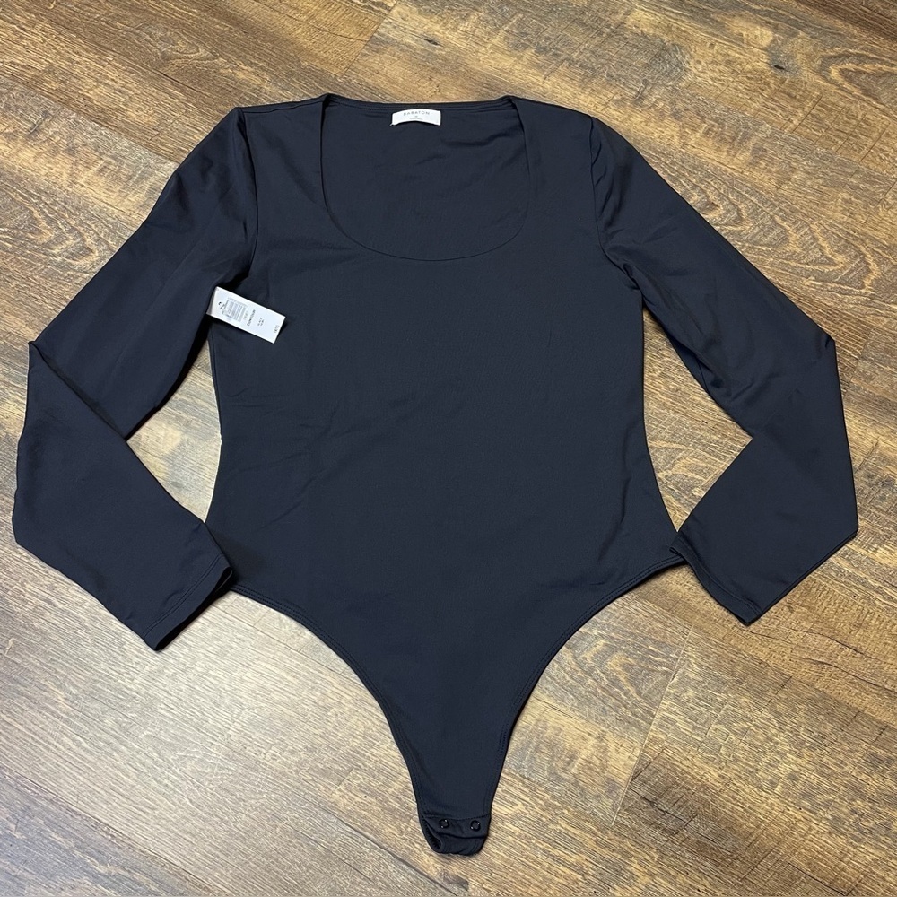 NEW Babaton Aritzia Contour Bodysuit Women’s 1X Black Long Sleeve Soft Stretch